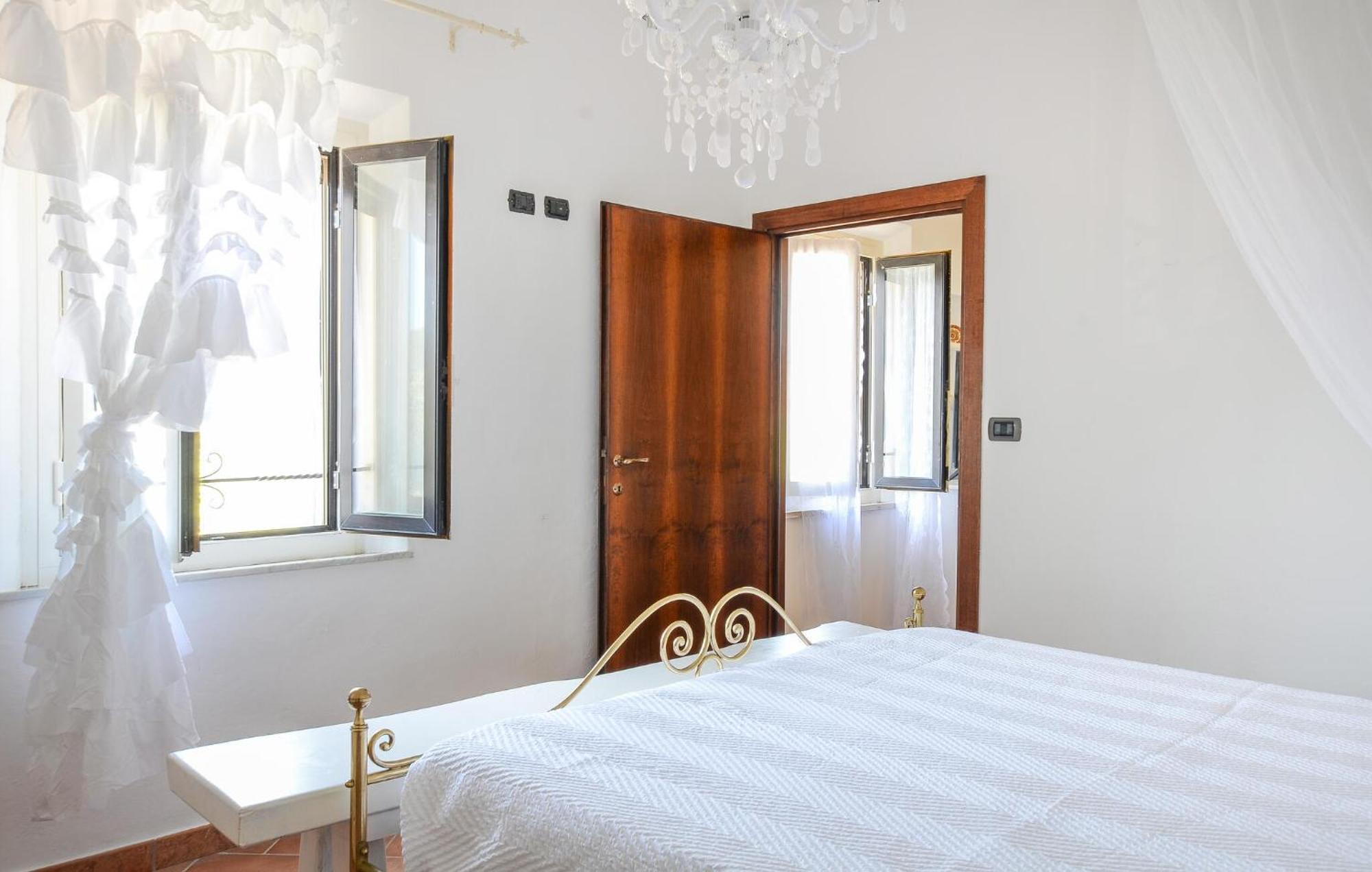 Nice Apartment In Ville Di Corsano With Kitchen Bagian luar foto